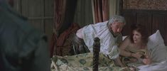 Голая Сандра Рейнтон в фильме «Влюбленный Шекспир» фото #3