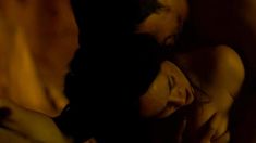 Голая Сара Грин в сериале «Страшные сказки» фото #4