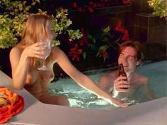 Голая Сара Джеймс в фильме «Ключ к сексу» фото #1