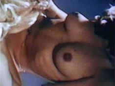 Голая Сара Джеймс в фильме «Ключ к сексу» фото #26