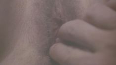 Голая Сара Косми в фильме «О, женщины!» фото #6