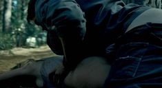 Голая Сара Пэкстон в фильме «Последний дом слева» фото #3