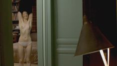 Голая грудь Сары Форестье в фильме «Мои занятия борьбой» фото #1