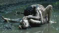 Голая грудь Сары Форестье в фильме «Мои занятия борьбой» фото #12