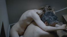 Голая грудь Сары Форестье в фильме «Мои занятия борьбой» фото #29