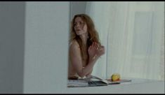 Голая Саффрон Берроуз в фильме «Гитара» фото #10