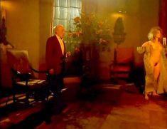 Голая Селин Бонье в фильме «Голод» фото #10