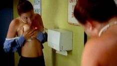 Голая Сесилия Бергквист в фильме «Это классно!» фото #1