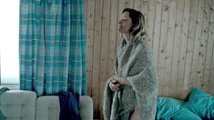 Голая Сиенна Гиллори в сериале «Фортитьюд» фото #8