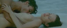 Голая Сильвия Кристель в фильме «Прощай, Эммануэль» фото #36