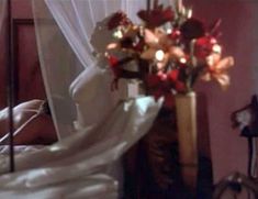 Голая Синда Уильямс в фильме «Расслабься, это просто секс» фото #6