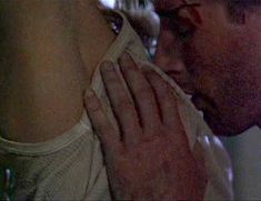 Голая Синди Кроуфорд в фильме «Честная игра» фото #5