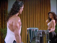 Голая Синтия Бримхолл в фильме «Спинорог Пикассо» фото #4