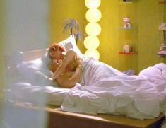 Голая Синтия Никсон в фильме «Совет гусеницы» фото #4