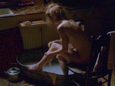 Голая Сисси Спейсек в фильме «Бродяга» фото #2