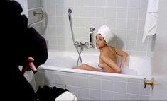 Полностью голая Соледад Миранда в фильме «Эжени» фото #14