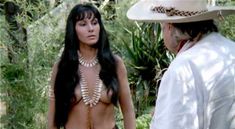 Голая Соня Инфанте в фильме «Сокровища Амазонки» фото #3