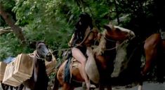 Голая Соня Инфанте в фильме «Сокровища Амазонки» фото #13