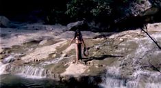 Голая Соня Инфанте в фильме «Сокровища Амазонки» фото #17