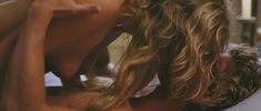 Голая Софи Ильбран в фильме «Летняя жара» фото #16