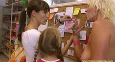 Голая Софи Ноэль в фильме «Тряпки» фото #1