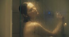 Голая Софи Уорд в фильме «Книга крови» фото #12