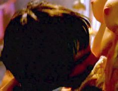 Голая София Шинас в фильме «Голод» фото #7