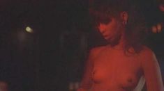 Голая Стелла Ривера в фильме «Глаза незнакомца» фото #3