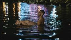 Голая Стефани Кайлар в сериале «Марсель» фото #8