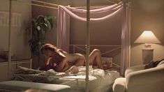 Голая Стефани Менуэз в фильме «Вознесение» фото #5