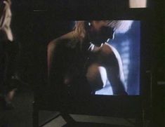 Голая Стефани Уорнер в фильме «Химия тела» фото #3