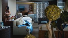 Голая Стефани Фантоцци в сериале «Бесстыдники» фото #3