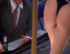 Голая Стефани Чамплин в фильме «Полуночный стриптиз» фото #5