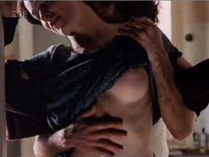 Голая Стефания Рокка в фильме «Виола» фото #5