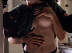 Голая Стефания Рокка в фильме «Виола» фото #7