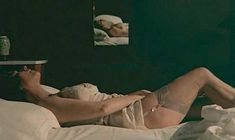 Стефания Сандрелли в порнофильме «Ключ» фото #3