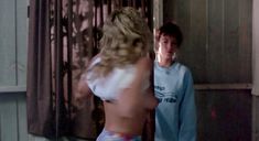 Голая Сьюзан Мари Снайдер в фильме «Спящий лагерь 2» фото #4