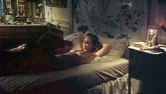 Голая Сьюзен Страсберг в фильме «Хвала пожилых женщин» фото #4