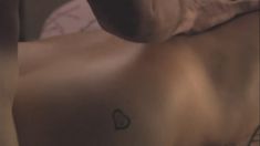 Голая Сьюзэн А. Эштон в сериале «Спаси меня» фото #3