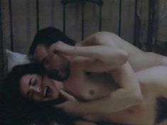 Голая Сьюзэн Линч в фильме «Нора» фото #7