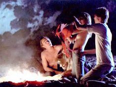 Голая Сьюзэн Плейер в фильме «Пляж Малибу» фото #7