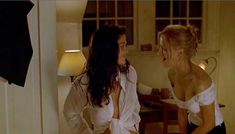 Голая Сьюзэн Уорд в фильме «Своя тусовка» фото #12