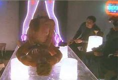 Голая Сьюзэн Хейл в фильме «Андромина. Планета наслаждения» фото #4