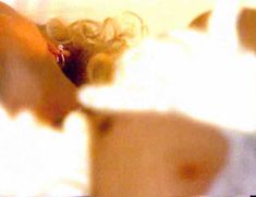 Голая Сэлли Кёркленд в фильме «Голод» фото #3