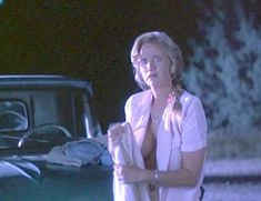 Голая Сэлли Кёркленд в фильме «Одинокие сердца» фото #8