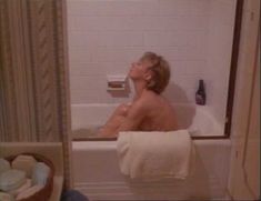 Голая Сэндал Бергман в фильме «Одержимые ночью» фото #12