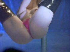 Голая Сэнди Васко в фильме «Ночь, которой никогда не было» фото #2