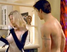 Голая Сэнди Васко в фильме «Секс в большом городе 2» фото #8