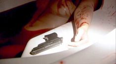 Голая Сюзанн Ланза в сериале «Декстер» фото #3