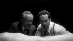 Голая Сюзанн Прингл в фильме «Замочная скважина» фото #6